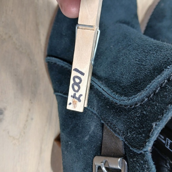 Clarks Collection Ankle Boots Womens 7.5M Black Suede Block Heel Classic Fall - Picture 12 of 12